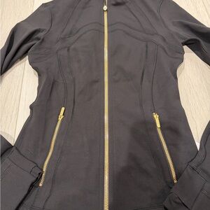 lululemon jacket